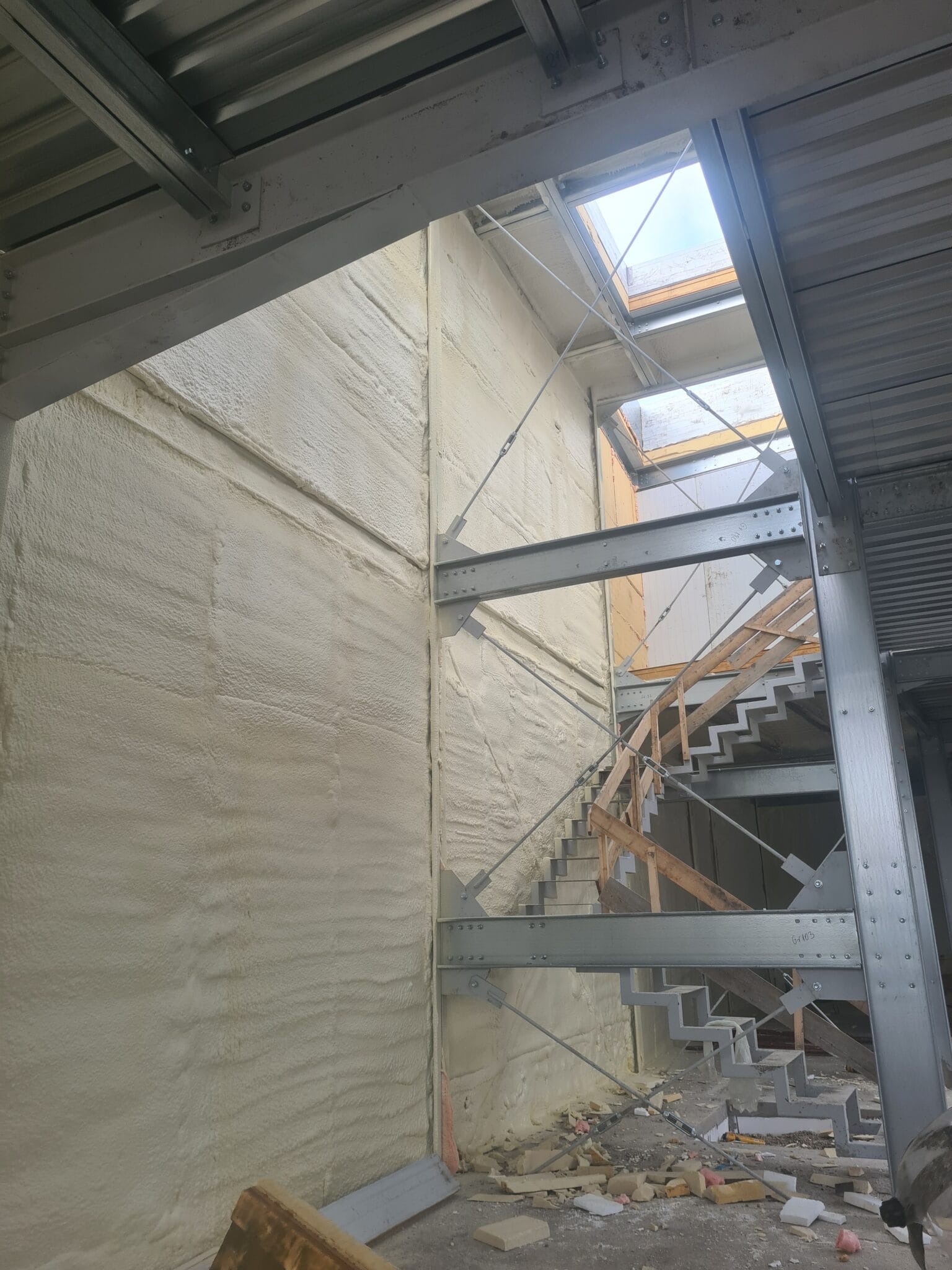 izolatie hala spuma poliuretanica